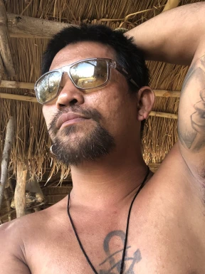 Foreign men for dating